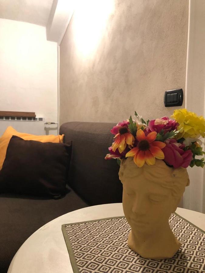 Apartamento Casa Di Aristide Erba Exterior foto
